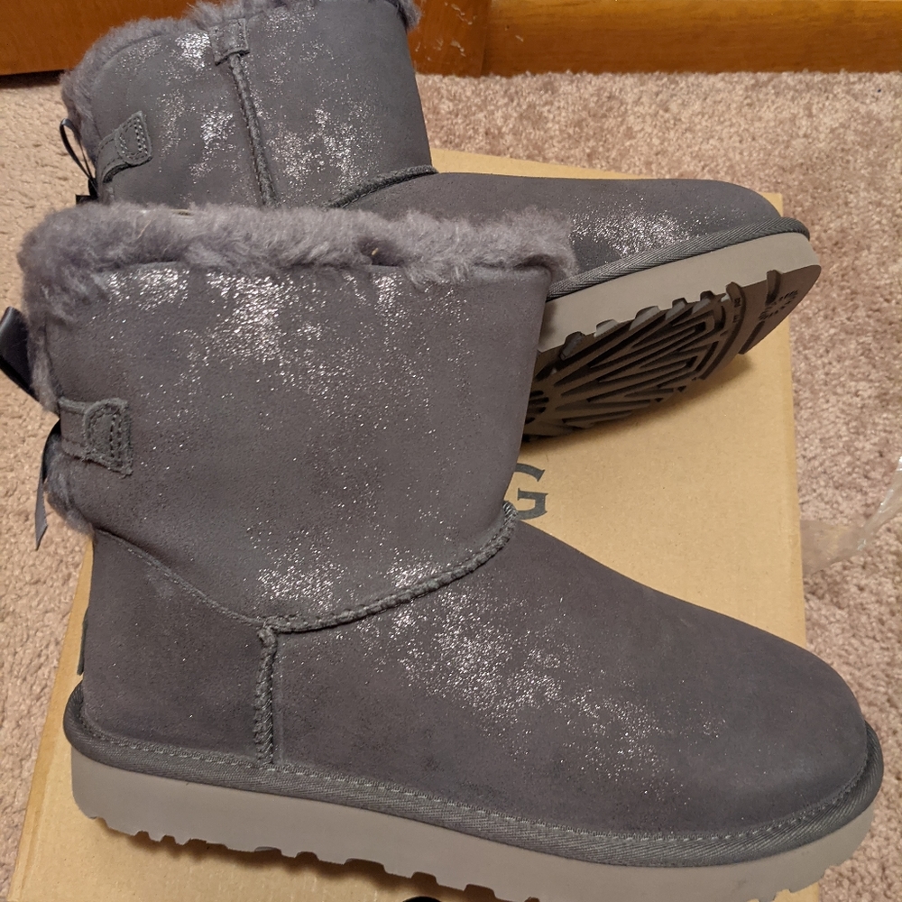Ugg boots size 9 brand new